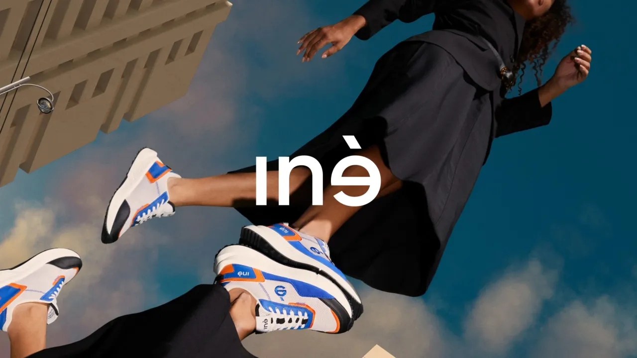 Carré Noir - Iné - Le style et l’impact