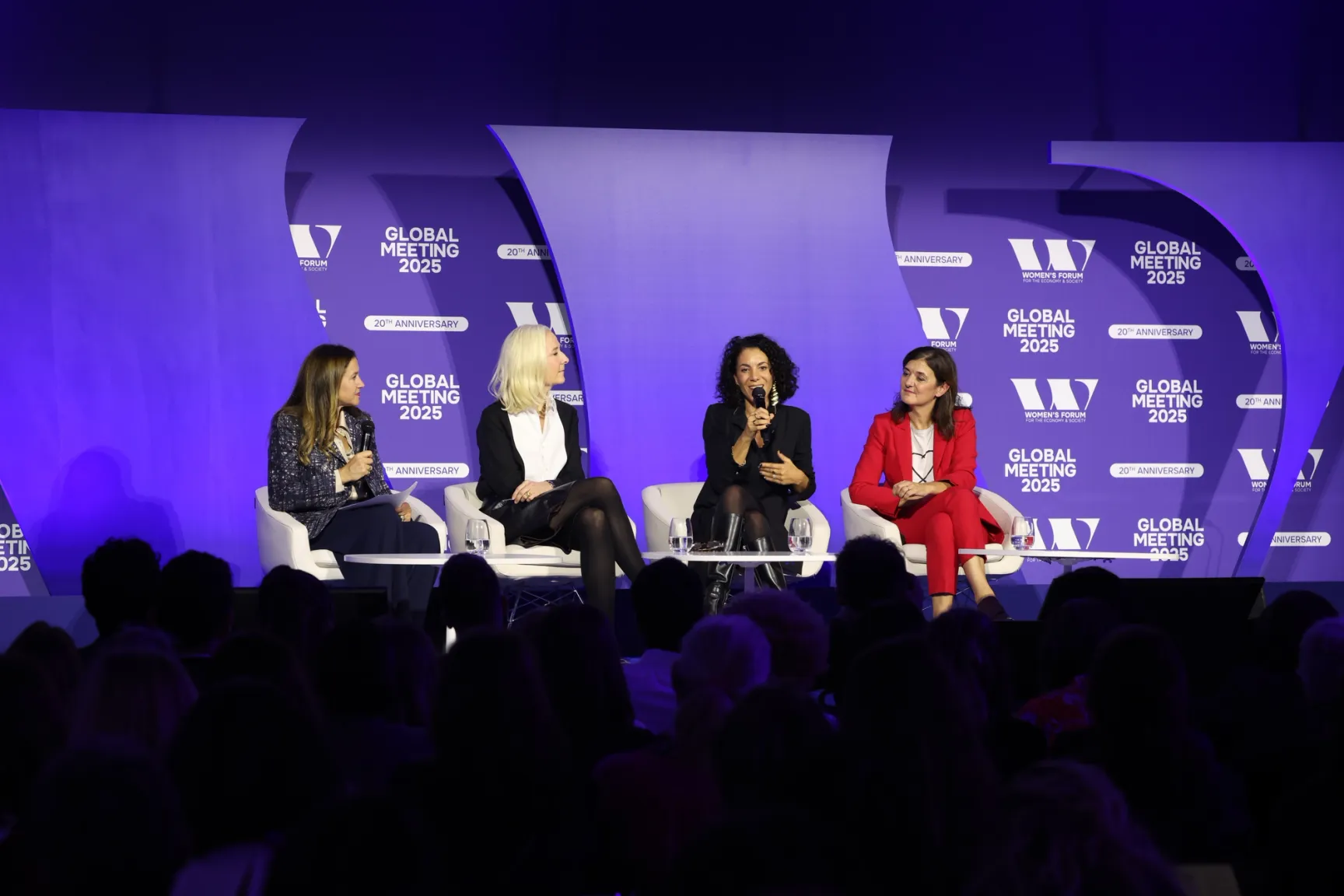 Carré Noir - Women's forum - Bold moves for a better world